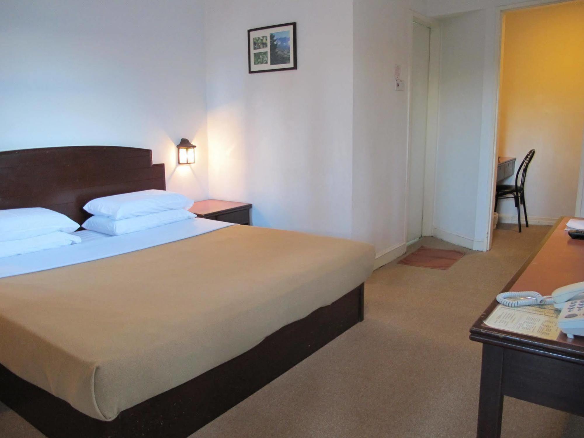 Kampong Kundassan Kinabalu Pine Resort מראה חיצוני תמונה