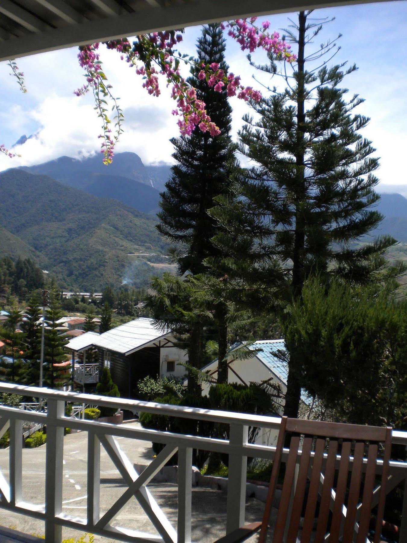 Kampong Kundassan Kinabalu Pine Resort מראה חיצוני תמונה