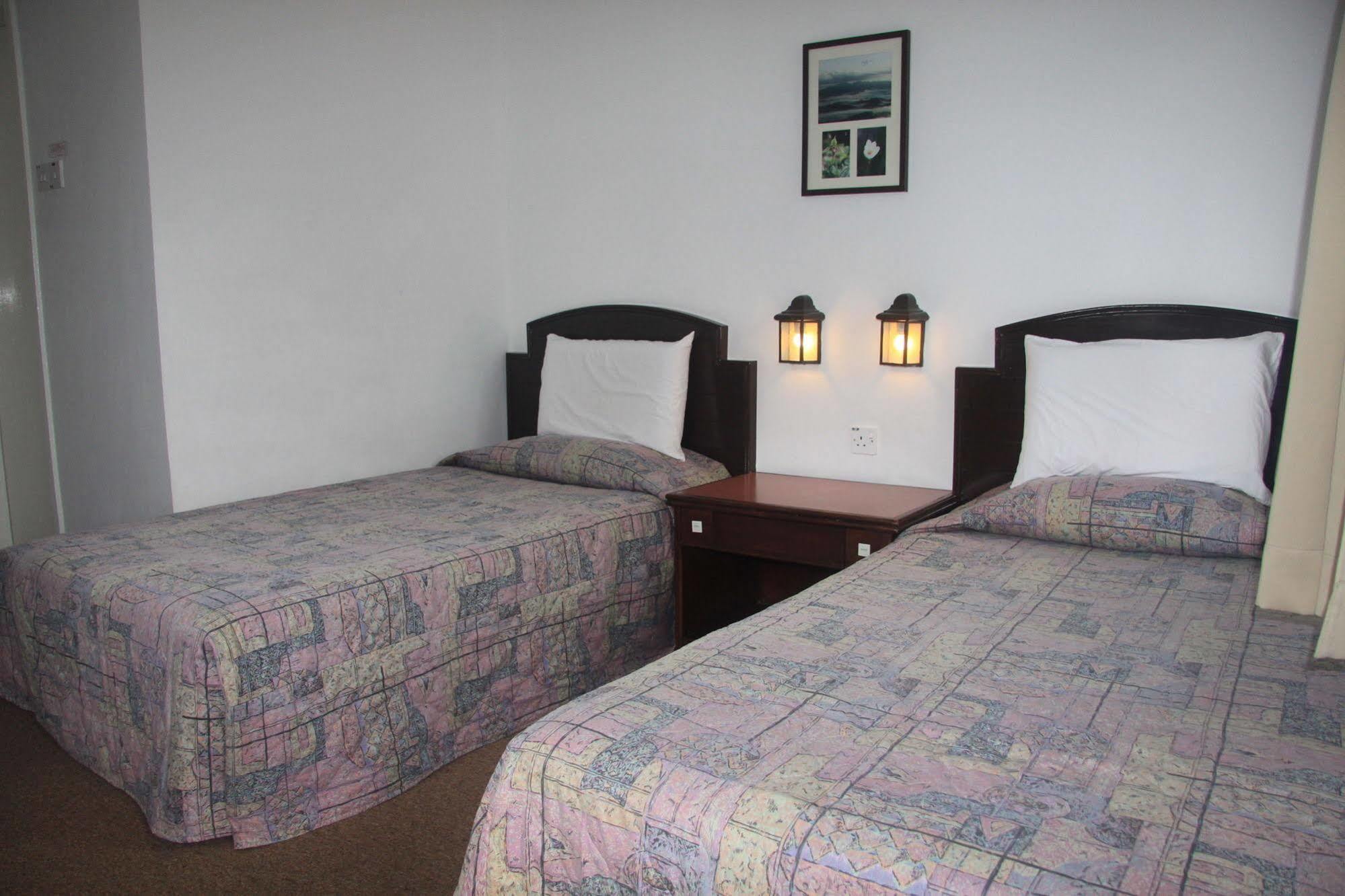 Kampong Kundassan Kinabalu Pine Resort מראה חיצוני תמונה
