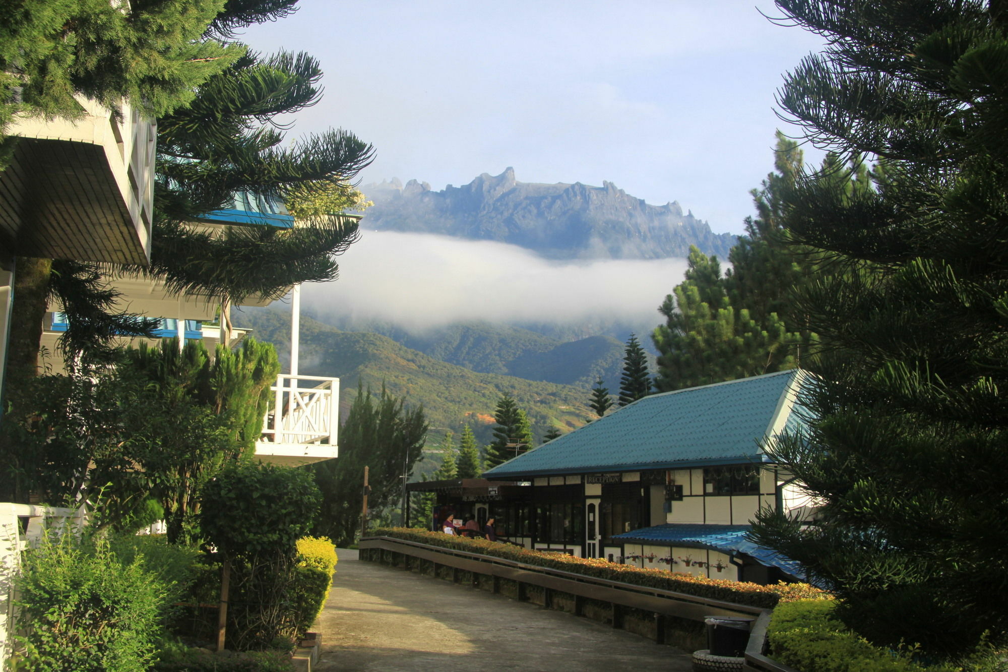 Kampong Kundassan Kinabalu Pine Resort מראה חיצוני תמונה