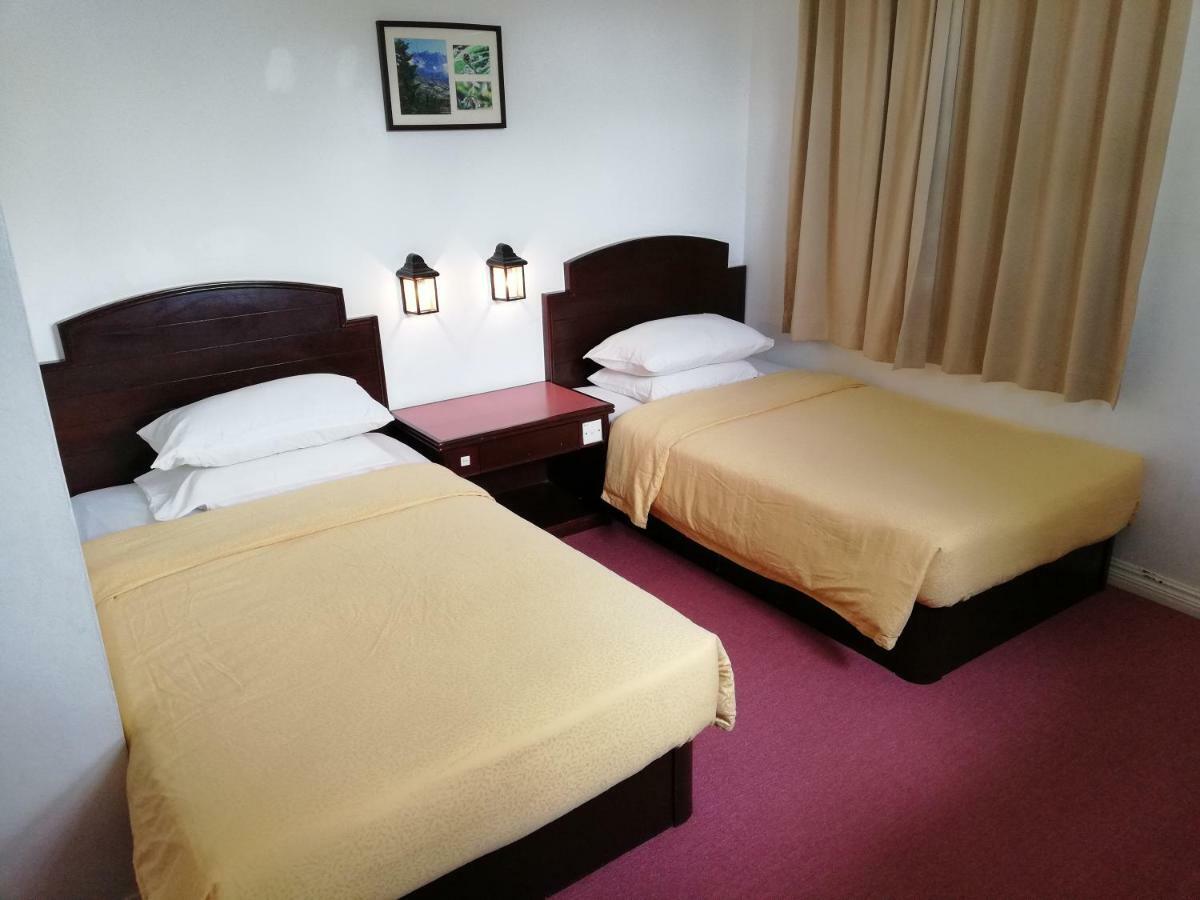 Kampong Kundassan Kinabalu Pine Resort מראה חיצוני תמונה